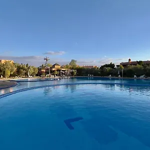 palmeraie-vue-piscine-3.marrakeshhotelsmorocco.com/